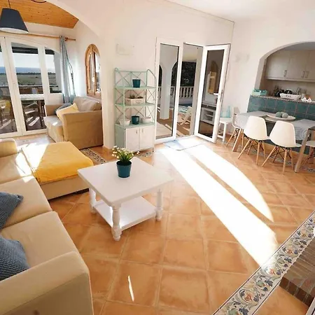Βίλα Stunning Sea View With Pool - Casa Mirablau